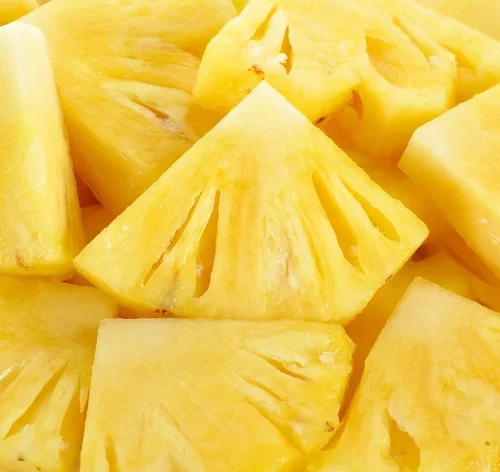 pedaços de abacaxi fruta da primavera