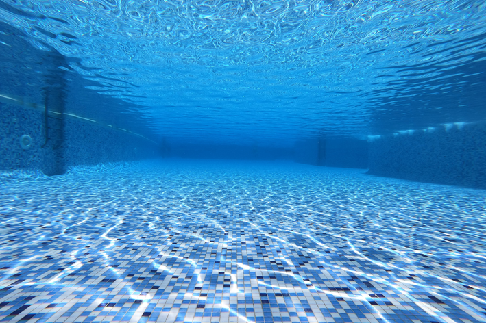 Manutenção de piscina: aprenda a fazer de forma correta