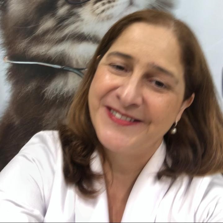 Dra. Márcia Cavaleiro 2