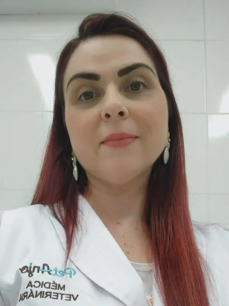 Dra. Nathalia Martins